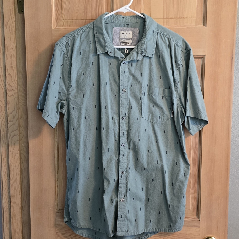 QUIKSILVER Shirt XL Seafoam Green Button Down Short Sleeve Men's